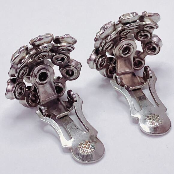 VTG 1950s Rhinestone Cluster Clip-On Earrings, Mid-Century Sparkle, Silver Tone - Picture 9 of 12